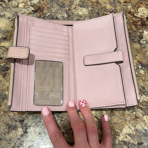 Michael Kors Wristlet Wallet - Picture 2 of 5